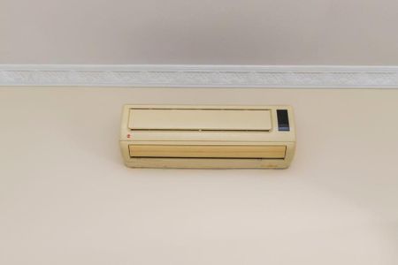 Sala de casa para alugar com 3 quartos, 600m² em Bonsucesso, Rio de Janeiro