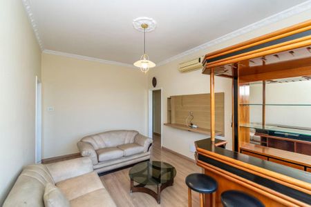 Casa para alugar com 600m², 3 quartos e 3 vagasSala