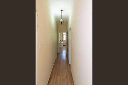 Casa para alugar com 600m², 3 quartos e 3 vagasCorredor dos quartos