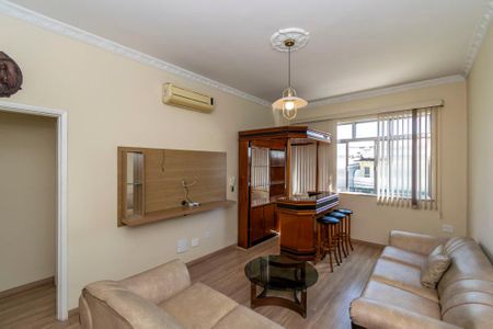 Sala de casa para alugar com 3 quartos, 600m² em Bonsucesso, Rio de Janeiro