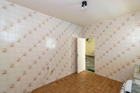 Casa para alugar com 600m², 3 quartos e 3 vagasCozinha dos fundos