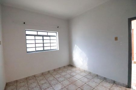 Casa para alugar com 72m², 2 quartos e 1 vagaSala