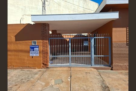 Casa para alugar com 72m², 2 quartos e 1 vagaPlaca