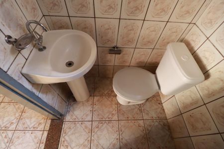 Casa para alugar com 72m², 2 quartos e 1 vagaBanheiro 