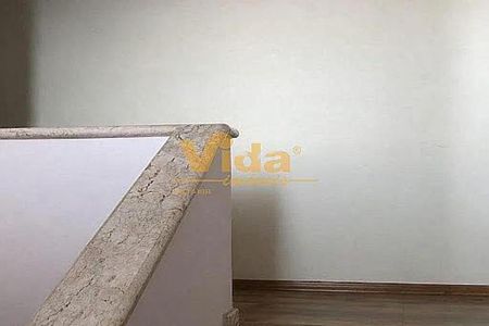 Casa à venda com 3 quartos, 145m² em Km 18, Osasco