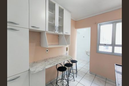 Apartamento para alugar com 58m², 2 quartos e 1 vaga Apartamento para alugar com 58m², 2 quartos e 1 vagaCozinha e Área de Serviço