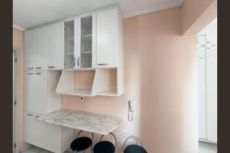Apartamento para alugar com 58m², 2 quartos e 1 vaga Apartamento para alugar com 58m², 2 quartos e 1 vagaCozinha e Área de Serviço