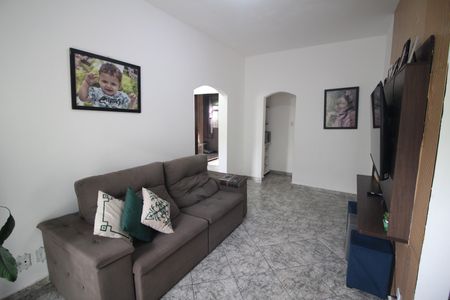 Casa à venda com 3 quartos, 110m² em Milionários, Belo Horizonte