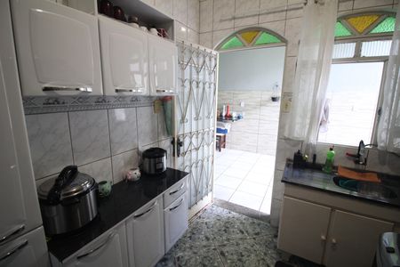 Casa à venda com 110m², 3 quartos e 2 vagasCozinha