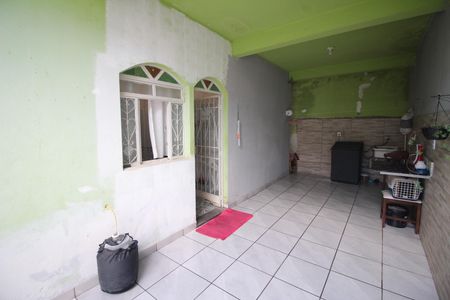 Casa à venda com 110m², 3 quartos e 2 vagasÁrea de Serviço