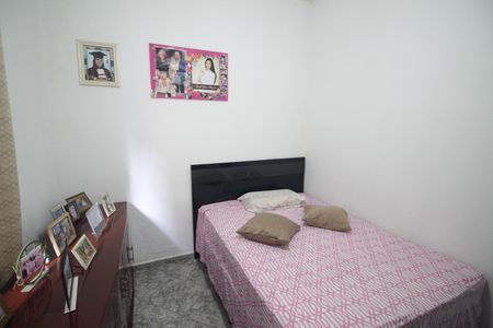 Casa à venda com 110m², 3 quartos e 2 vagasQuarto 3
