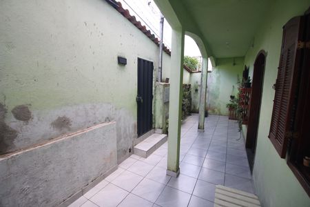 Casa à venda com 110m², 3 quartos e 2 vagasQuintal