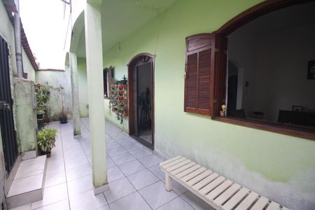 Casa à venda com 110m², 3 quartos e 2 vagasQuintal