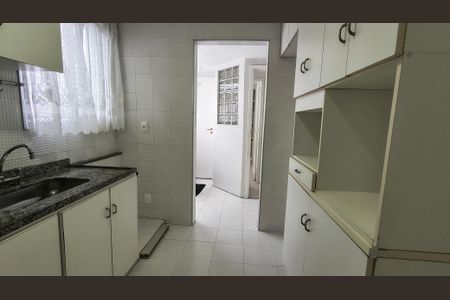 Apartamento para alugar com 100m², 3 quartos e 2 vagasCozinha e Área de Serviço 