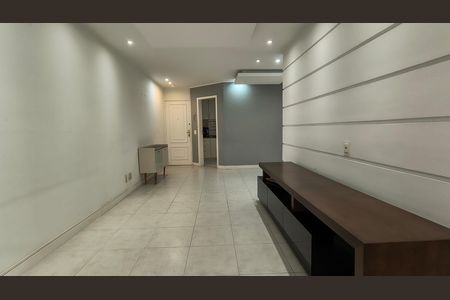 Apartamento para alugar com 100m², 3 quartos e 2 vagasSala