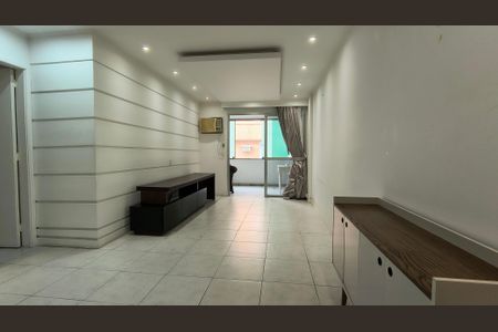 Sala de apartamento para alugar com 3 quartos, 100m² em Recreio dos Bandeirantes, Rio de Janeiro