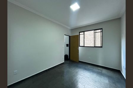 Apartamento para alugar com 2 quartos, 45m² em Itapoã, Belo Horizonte
