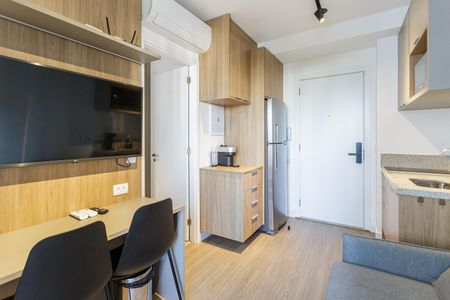 Sala de apartamento para alugar com 1 quarto, 25m² em Vila Nova Conceição, São Paulo