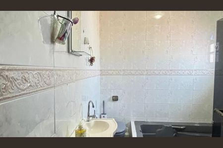 Casa à venda com 150m², 3 quartos e 1 vagaBanheiro 2