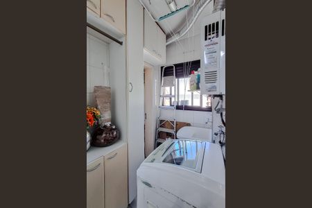 Apartamento à venda com 75m², 3 quartos e 2 vagasÁrea de Serviço