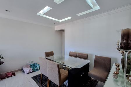 Apartamento à venda com 75m², 3 quartos e 2 vagasSala