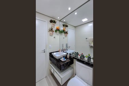 Apartamento à venda com 75m², 3 quartos e 2 vagasBanheiro