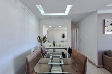 Apartamento à venda com 75m², 3 quartos e 2 vagasSala