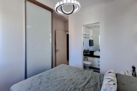 Apartamento à venda com 75m², 3 quartos e 2 vagasQuarto 3 - Suíte