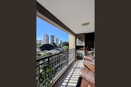 Apartamento à venda com 130m², 3 quartos e 3 vagasVaranda da Sala