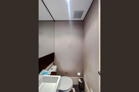 Apartamento à venda com 130m², 3 quartos e 3 vagasLavabo