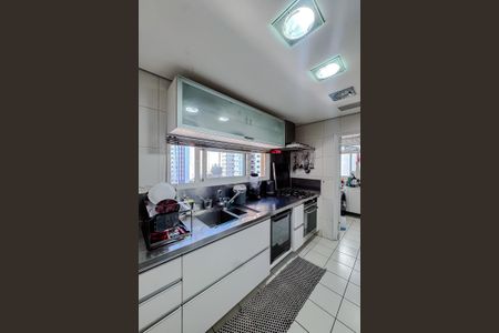 Apartamento à venda com 130m², 3 quartos e 3 vagasCozinha