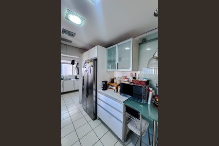 Apartamento à venda com 130m², 3 quartos e 3 vagasCozinha