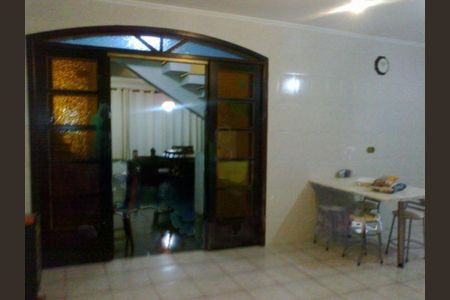 Casa à venda com 3 quartos, 160m² em Jardim Colonial, São Paulo