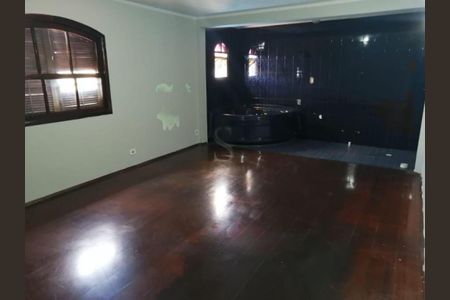 Casa à venda com 3 quartos, 160m² em Jardim Colonial, São Paulo