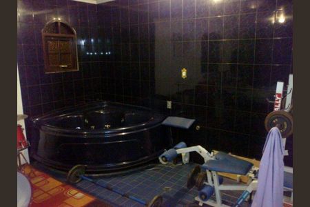 Casa à venda com 3 quartos, 160m² em Jardim Colonial, São Paulo