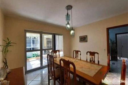 Casa à venda com 243m², 4 quartos e 3 vagasFoto 15