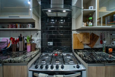 Casa à venda com 330m², 4 quartos e 2 vagasCozinha
