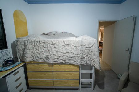 Casa à venda com 330m², 4 quartos e 2 vagasSuíte 2