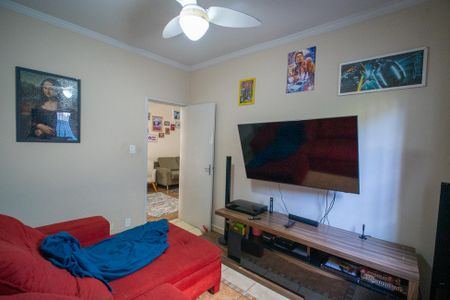 Casa à venda com 330m², 4 quartos e 2 vagasSala TV