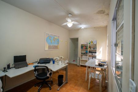 Casa à venda com 330m², 4 quartos e 2 vagasEdícula piso superior