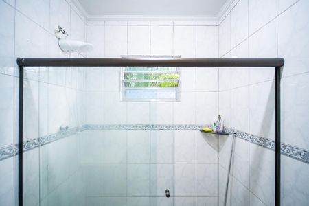 Casa à venda com 330m², 4 quartos e 2 vagasBanheiro social