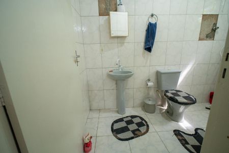 Casa à venda com 330m², 4 quartos e 2 vagasBanheiro edícula