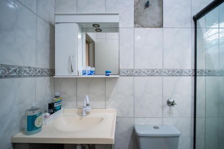 Casa à venda com 330m², 4 quartos e 2 vagasBanheiro social