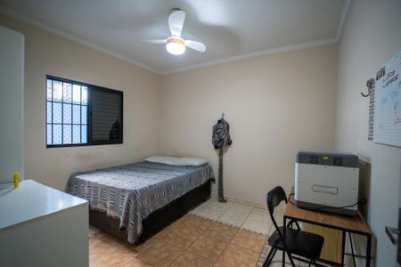 Casa à venda com 330m², 4 quartos e 2 vagasQuarto 1