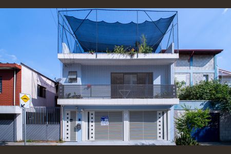 Casa à venda com 330m², 4 quartos e 2 vagasFachada