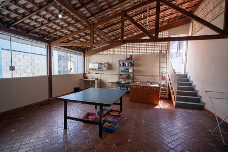 Casa à venda com 330m², 4 quartos e 2 vagasÁrea comum