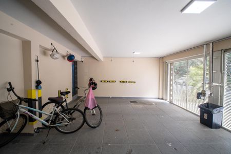 Casa à venda com 330m², 4 quartos e 2 vagasGaragem