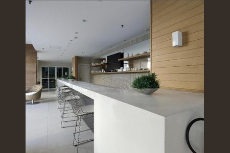 Apartamento para alugar com 157m², 2 quartos e 3 vagas