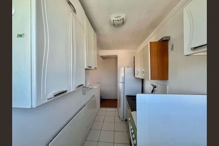 Apartamento para alugar com 47m², 2 quartos e 1 vagaCozinha e Área de Serviço