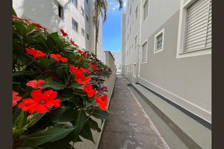 Apartamento para alugar com 47m², 2 quartos e 1 vagaÁrea Comum -